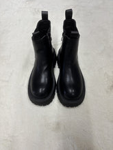 Load image into Gallery viewer, Chunky stretch ankle boot