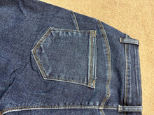 Load image into Gallery viewer, KMO JODIE high waisted shaping jeans - 28'' - SIZE DOWN