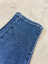 Load image into Gallery viewer, KMO JODIE high waisted shaping jeans - 28'' - SIZE DOWN