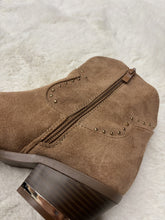 Load image into Gallery viewer, Suedette studded cowboy boots
